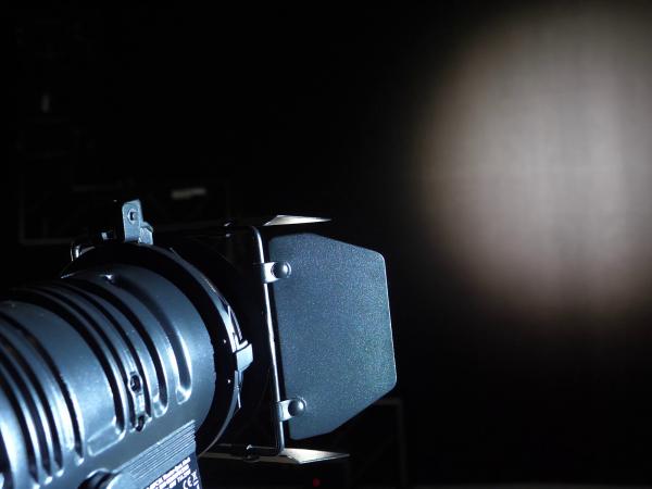 EUROLITE LED THA-40PC DL Theater-Spot sw